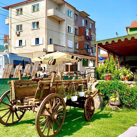 Hotel Restorant Leza Lini Exterior foto
