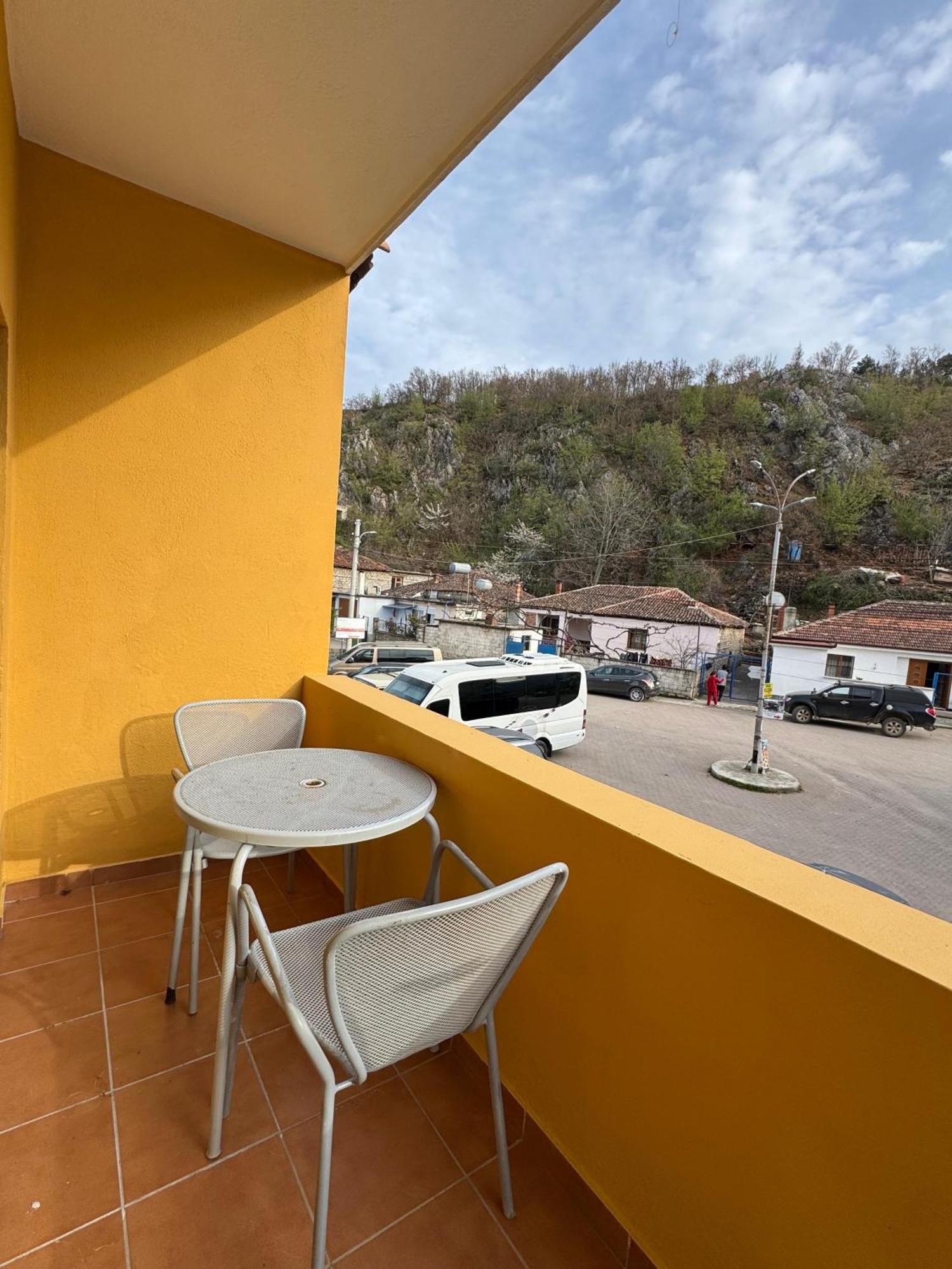 Hotel Restorant Leza Lini Exterior foto