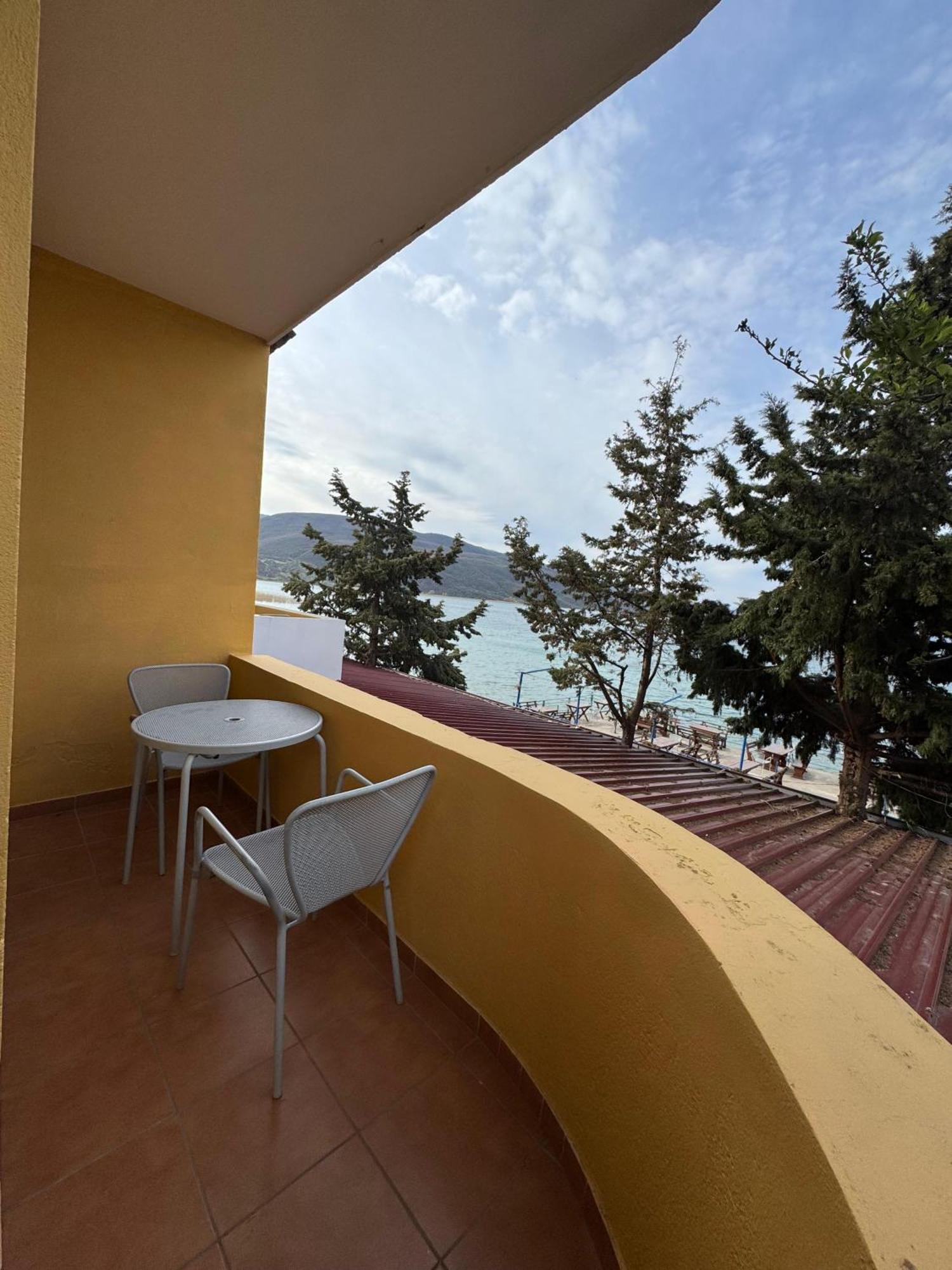 Hotel Restorant Leza Lini Exterior foto